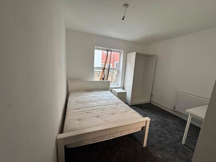 1 Bedroom Apartment To Rent In Mansfield Road, Nottingham, NG1