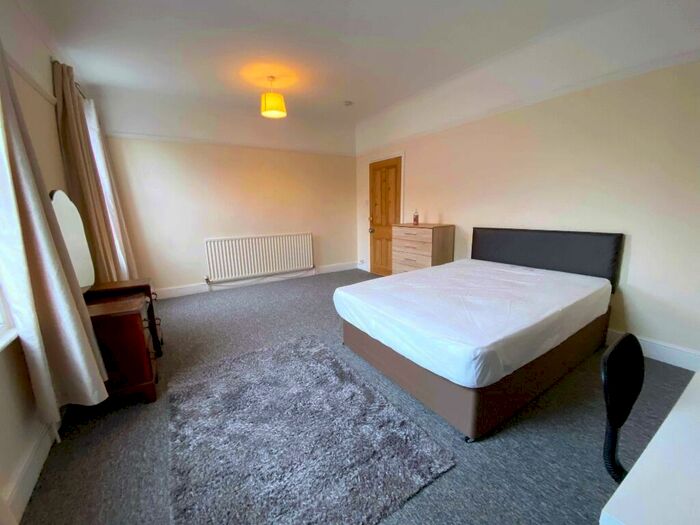 4 Bedroom Terraced House To Rent In Hobart Street, Clarendon Park, Leicester, LE2