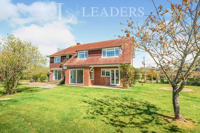 4 Bedroom Detached House To Rent In Parsonage Farm, Henfield, BN5