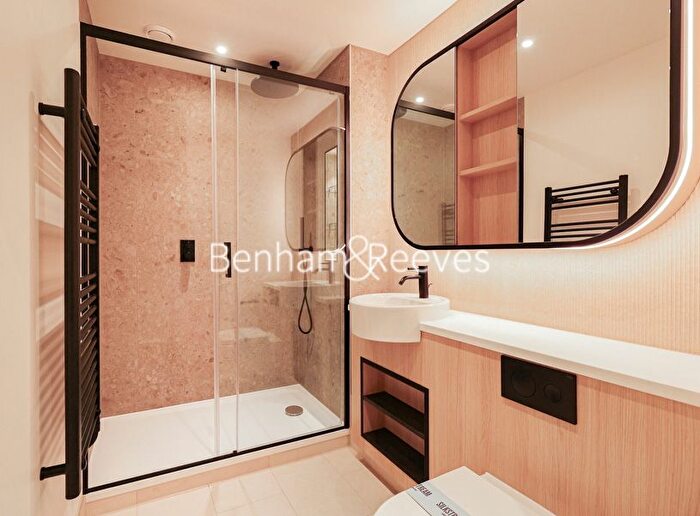 2 Bedroom Flat To Rent In Bower House, West Hendon, NW9