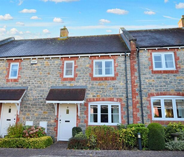 3 Bedroom Terraced House For Sale In Stapleford Court, Stalbridge, DT10