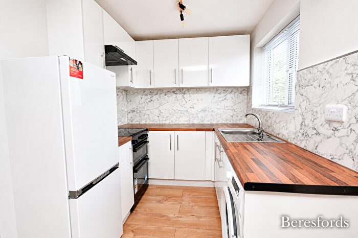 1 Bedroom Flat To Rent In Springbok House, Heycroft Way, CM2