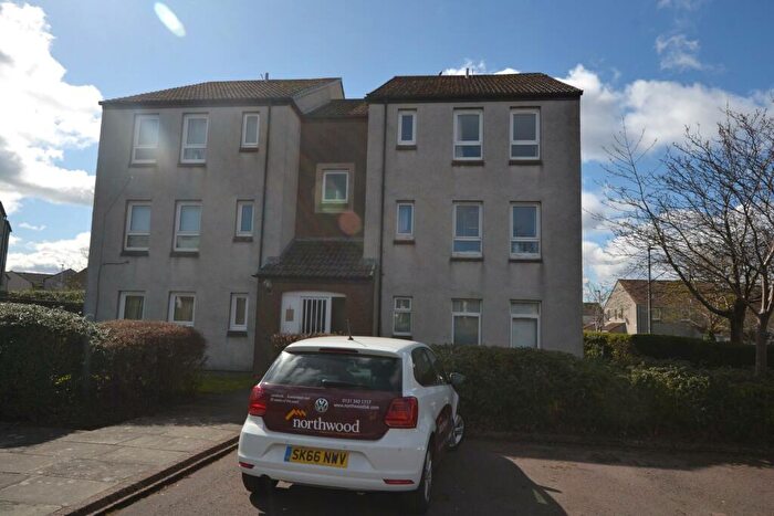 Studio To Rent In Fauldburn Park, Edinburgh, EH12