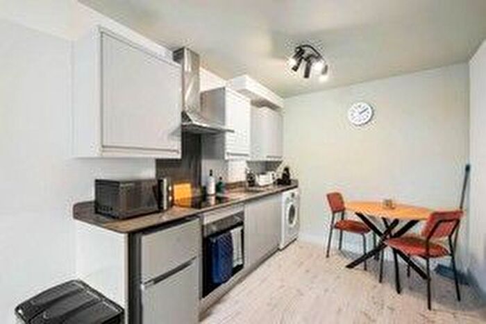 1 Bedroom Flat To Rent In Market Place, Market Rasen, LN8