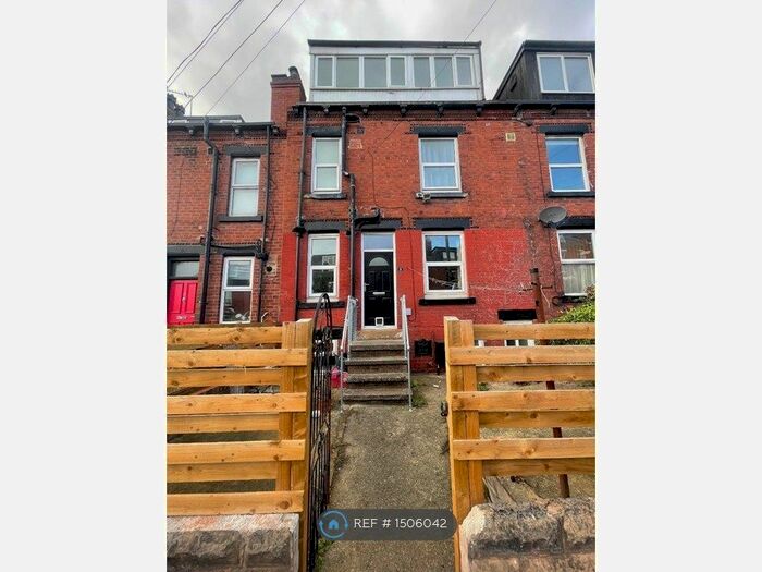 3 Bedroom Terraced House To Rent In Sowood Street, Leeds, LS4