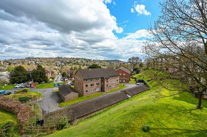 2 Bedroom Flat To Rent In Rookwood Court, , Guildford, GU2