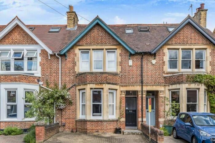4 Bedroom Terraced House To Rent In Stratfield Road, Summertown, OX2