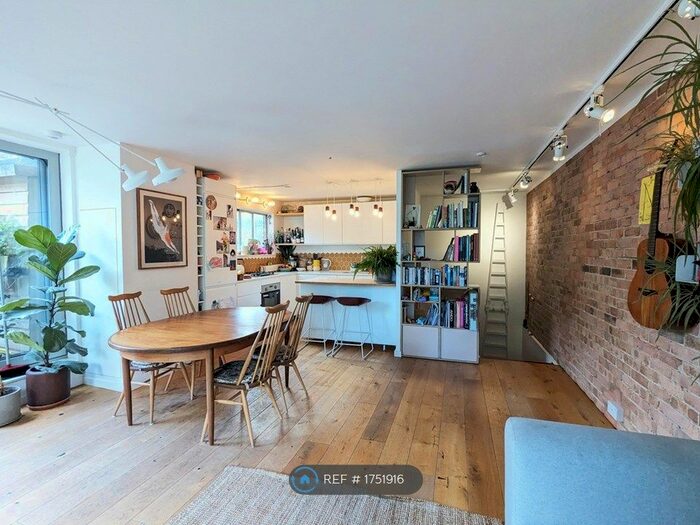 2 Bedroom Flat To Rent In Hurstway Walk, London, W11