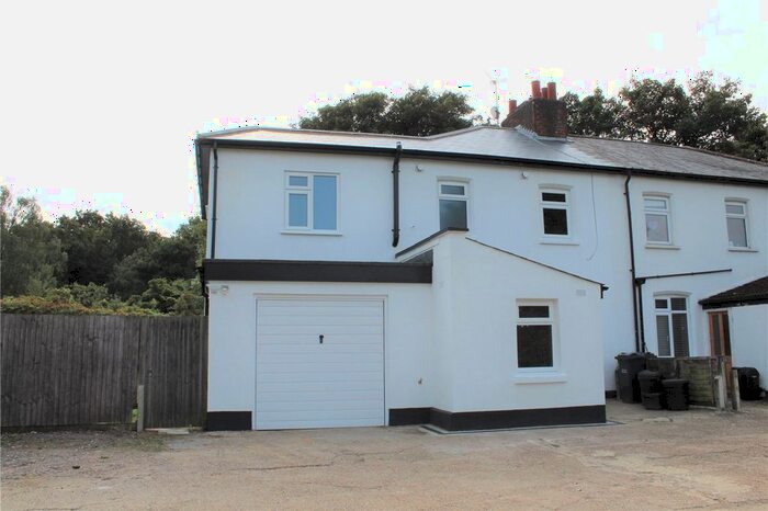 3 Bedroom Semi-Detached House To Rent In Railway Cottages, Brighton Road, Banstead, Surrey, SM7