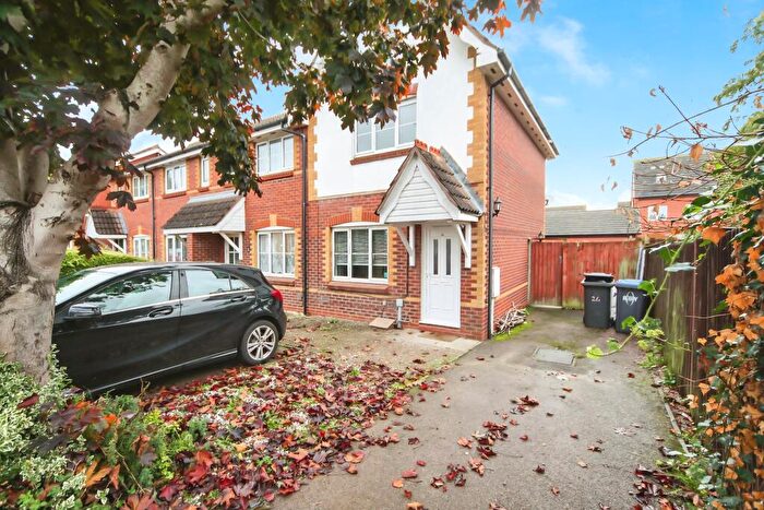 2 Bedroom Terraced House For Sale In Bronte Close, Rugby, CV21