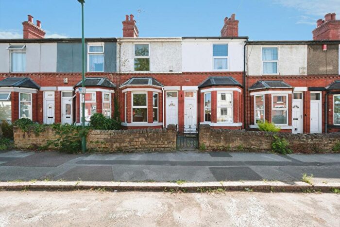 2 Bedroom Terraced House For Sale In White Road, Nottingham, Nottinghamshire, NG5
