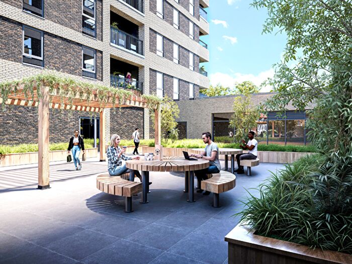 2 Bedroom Flat For Sale In Old Kent Road, London, SE15