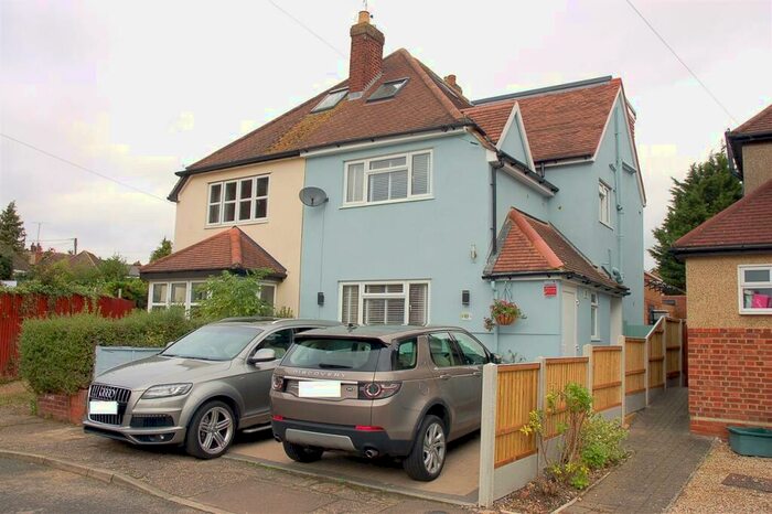 4 Bedroom Semi-Detached House To Rent In Greenways, Chelmsford, CM1