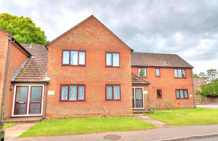 2 Bedroom Flat For Sale In George Road, Stokenchurch, HP14
