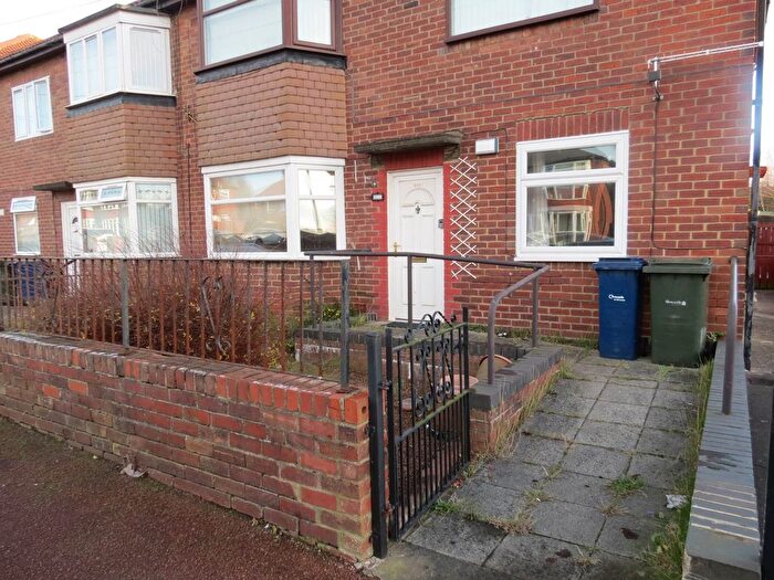 2 Bedroom Flat To Rent In Silver Lonnen, Newcastle Upon Tyne, NE5