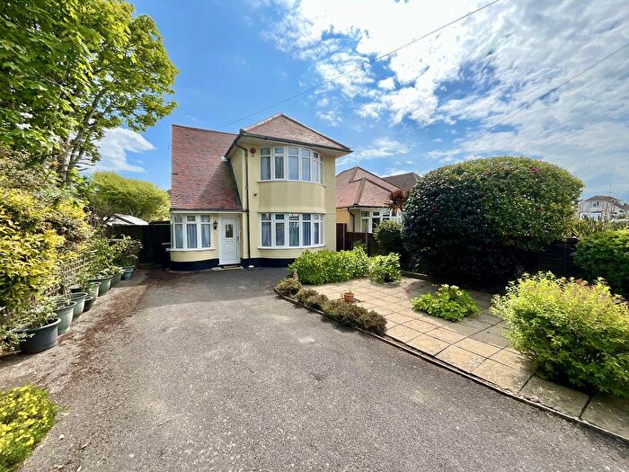 2 Bedroom Detached House For Sale In Avoncliffe Road, Southbourne, BH6