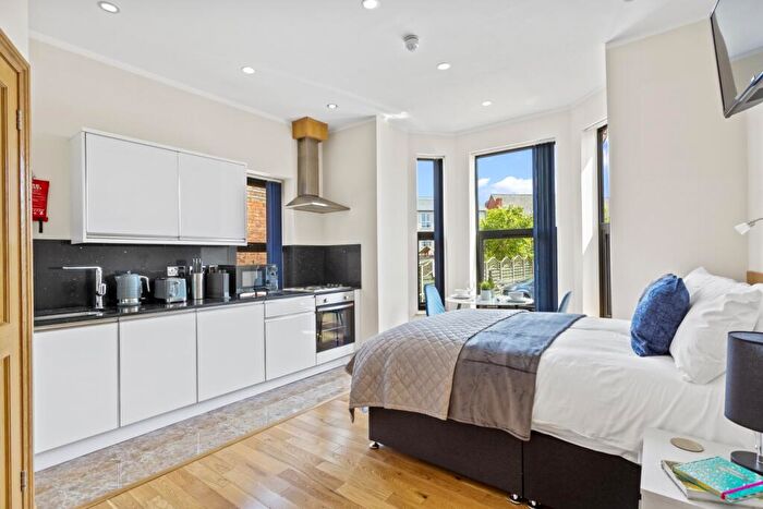 1 Bedroom Flat To Rent In **Inclusive Of All Bills & Communal Cleaner** Studio, West One Studios, - Musters Road, West Bridgford, NG2