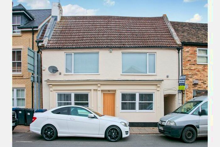 2 Bedroom Flat To Rent In High Street, Huntingdon, PE26