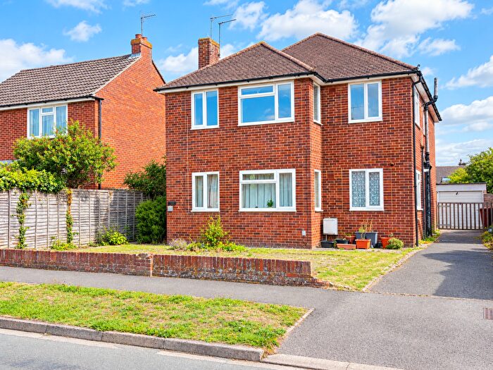 2 Bedroom Apartment To Rent In Brashfield Road, Bicester, OX26