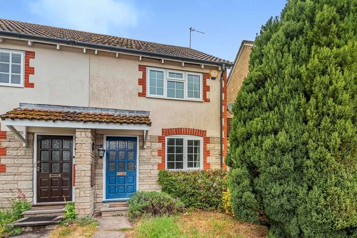 2 Bedroom Terraced House For Sale In Appleton, Oxford, OX13