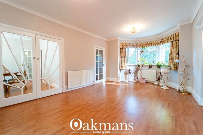 Detached House To Rent In Harborne Road, Birmingham, West Midlands, B15