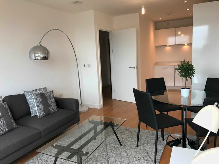 1 Bedroom Flat To Rent In Killick Way, London, E1