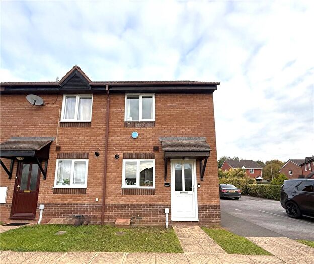 2 Bedroom End Of Terrace House To Rent In Gardenia Drive, Tiverton, Devon, EX16