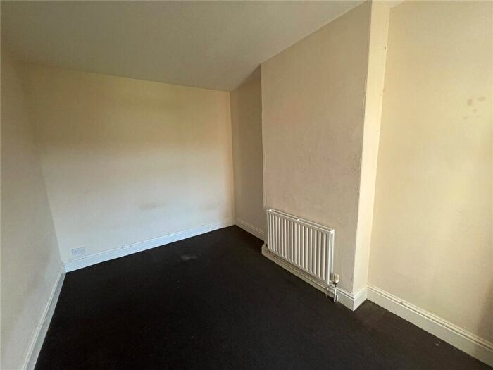 3 Bedroom Terraced House For Sale In Austerfield Avenue, Doncaster, South Yorkshire, DN5
