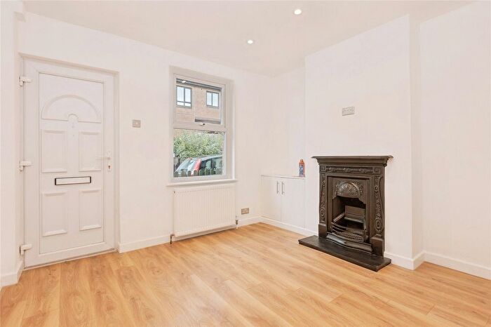 3 Bedroom Terraced House For Sale In Stanley Road, Tunbridge Wells, Kent, TN1