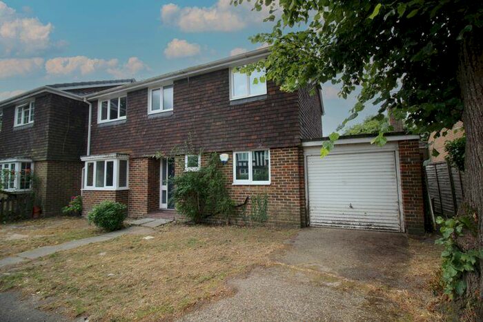 4 Bedroom Semi-Detached House To Rent In Hollands Way, Warnham, RH12