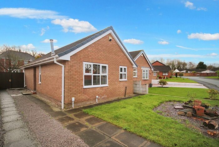 2 Bedroom Detached House For Sale In Sandstone Road, Wigan, WN3