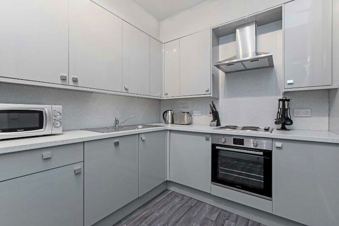 3 Bedroom Flat To Rent In Warrender Park Terrace, Marchmont, Edinburgh, EH9