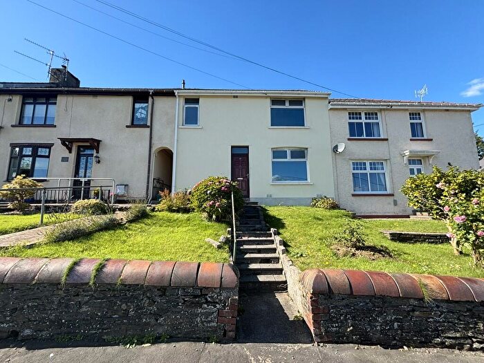 3 Bedroom Semi-Detached House For Sale In Maesycoed Terrace, Ystrad Mynach, CF82
