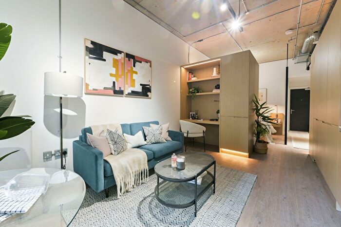 Studio To Rent In Hammersmith, Hammersmith, London, W6