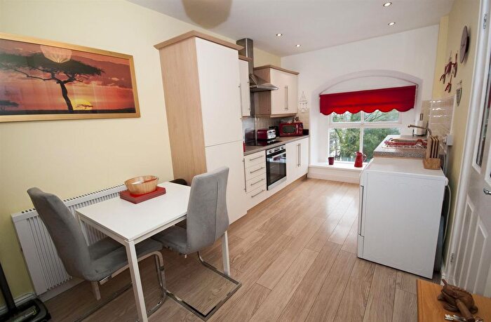2 Bedroom Flat To Rent In Wesley Street, Tottington, Bury, BL8