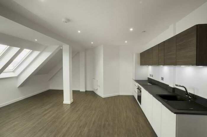 1 Bedroom Apartment To Rent In Millennium Way, Bracknell, RG12