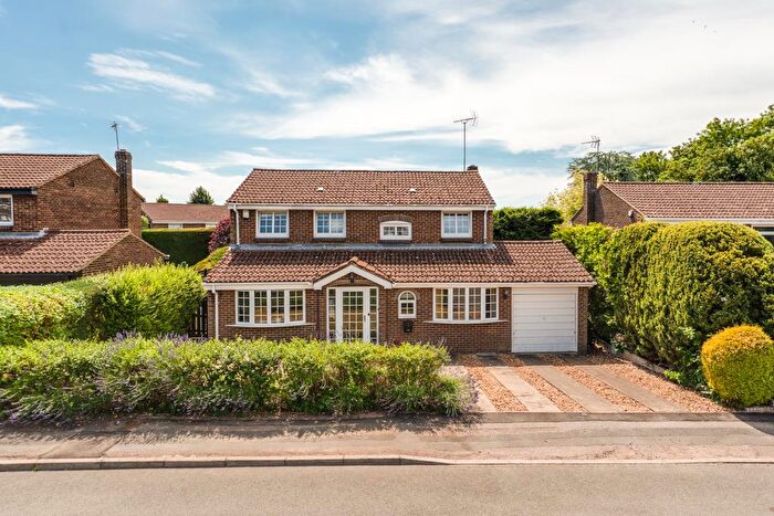 4 Bedroom Detached House For Sale In Nash Court, Barton Seagrave, NN15