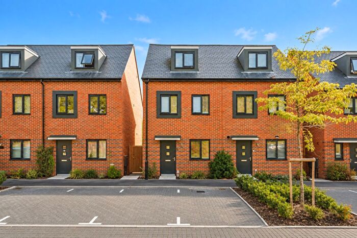 3 Bedroom Semi Detached House For Sale In Brenchley Way, Faversham, Kent., ME13