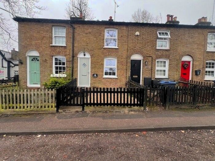 2 Bedroom Cottage To Rent In Station Road, Sawbridgeworth, CM21