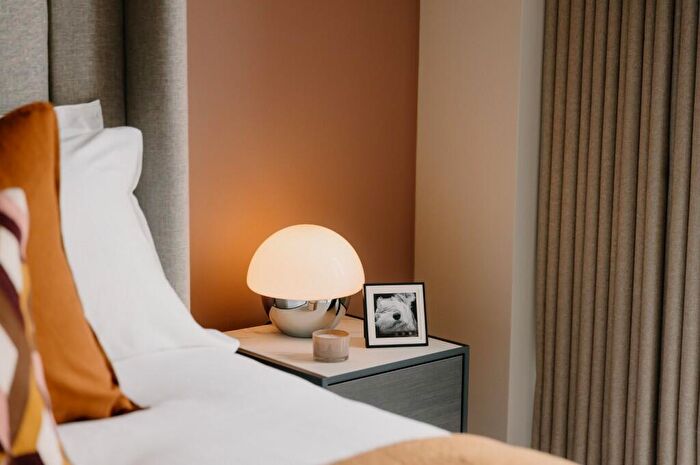 2 Bedroom Apartment To Rent In William Jessop Way, Liverpool, Merseyside, L3