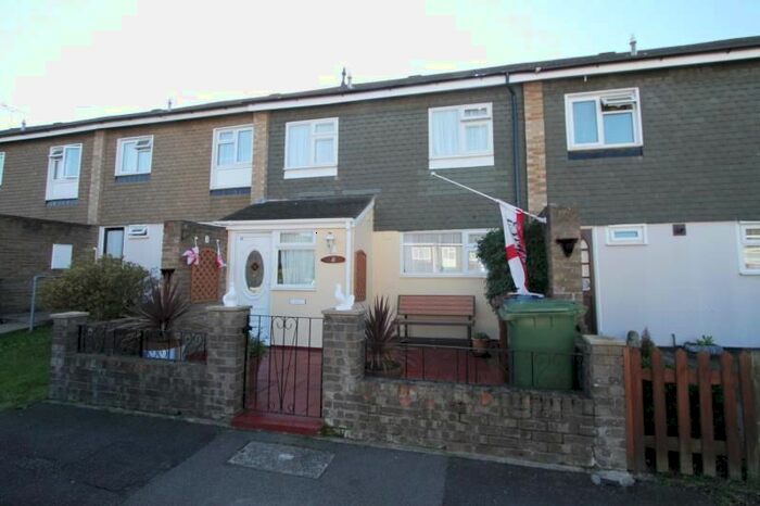 3 Bedroom Terraced House To Rent In Cadogan Close, Harrow, HA2