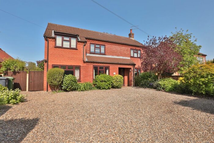 4 Bedroom Detached House For Sale In West End, Briston, Melton Constable, NR24