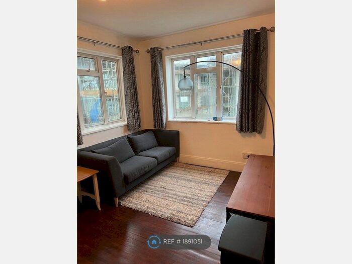 1 Bedroom Flat To Rent In Marine View, Saltdean, Brighton, BN2