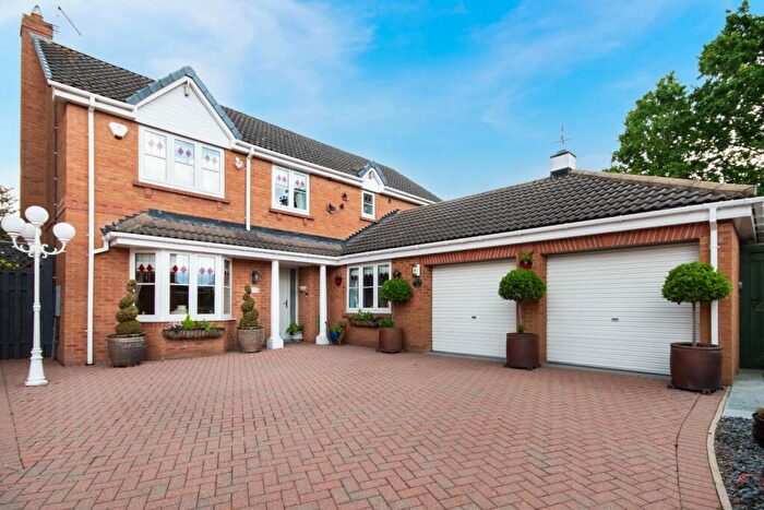 4 Bedroom Detached House For Sale In Brantingham Gardens, Bawtry, Doncaster, DN10