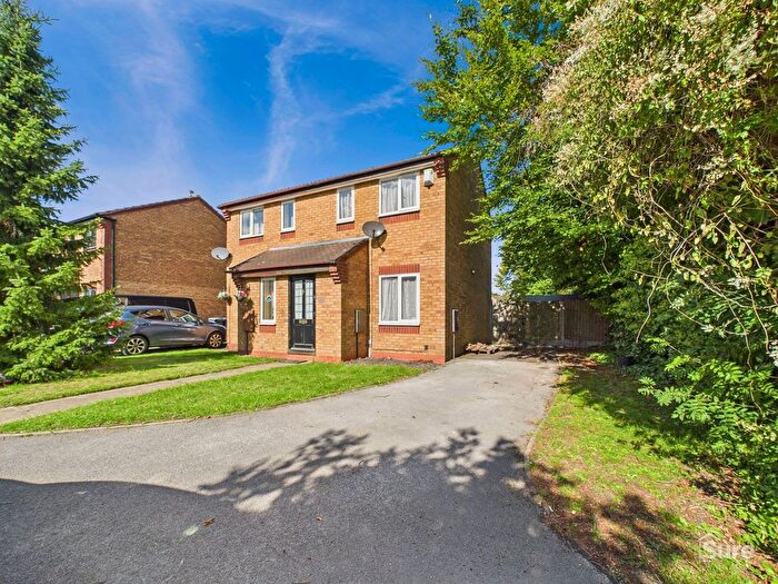 2 Bedroom Semi-detached House For Sale In Sherbourne Drive, Burton-On-Trent, DE14