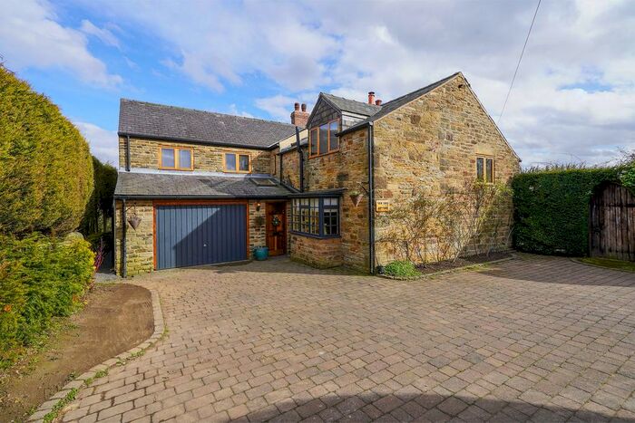 3 Bedroom Cottage For Sale In Middle Handley, Sheffield, S21