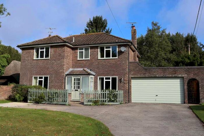 4 Bedroom Detached House For Sale In Easton Royal, Pewsey, SN9