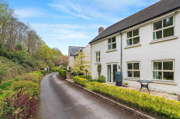 1 Bedroom Retirement Property For Sale In Inchbrook Way, Woochester Valley Village, Inchbrook, GL5