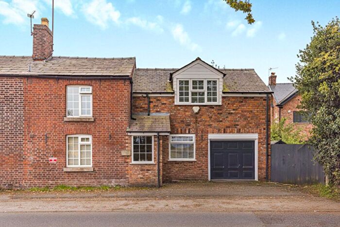 3 Bedroom End Of Terrace House For Sale In Adlington Road, Wilmslow, Cheshire, SK9