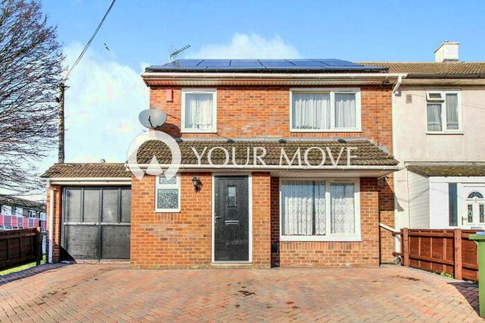 4 Bedroom End Of Terrace House To Rent In Pennine Road, Southampton, Hampshire, SO16